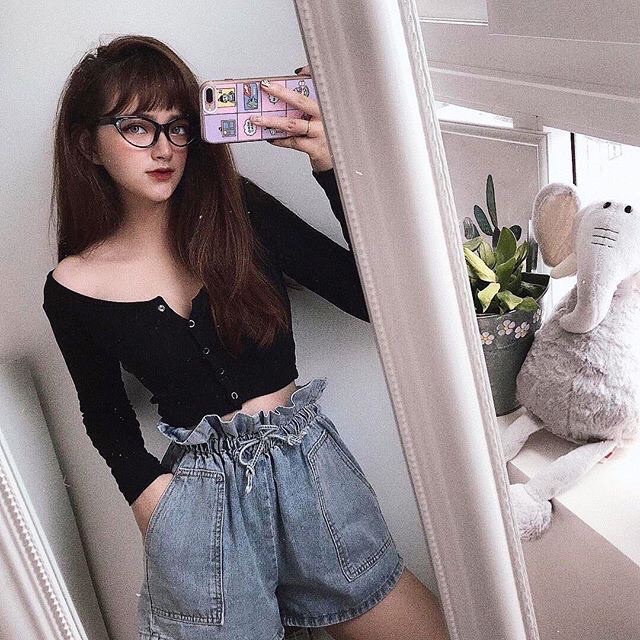 Áo Croptop Dài Tay Có Cúc Bấm Trước Áo Kiểu Nữ Chất Liệu Thun Mềm Mại - Titifa Shop