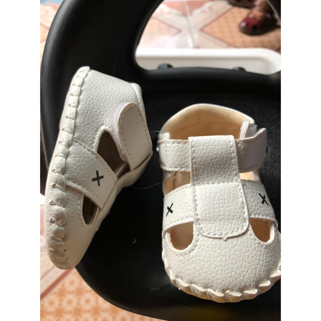 Giày Sandal trắng G011