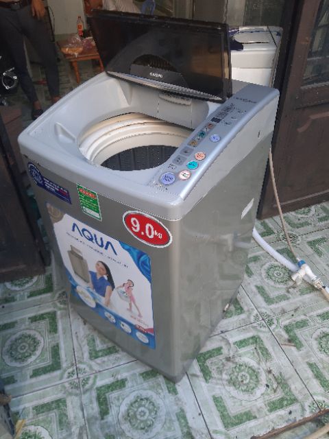 Máy giặt sanyo aqua 9kg,đã qua sử dụng