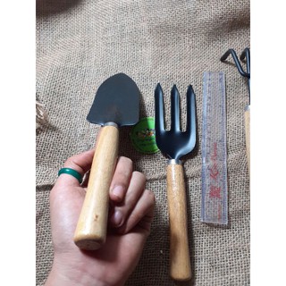 Bộ Dụng cụ 3 Món Trồng Cây, Xẻng, Cào, Ba Chĩa, Hàng Ngập Khẩu Dài 20_23 cm, Cầm Vừa Tay, Gọn