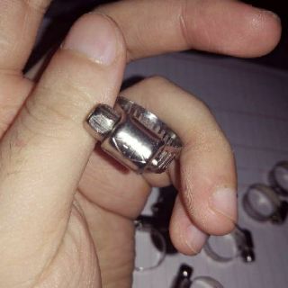 5 chiếc đai xiết cổ dê inox
