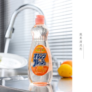 Chai nước rửa bát chén hương cam 600ml Rocket