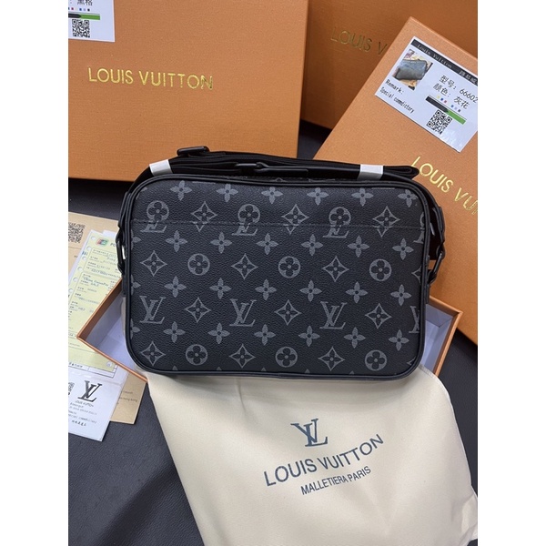 Lv Messenger for men Kích thước : 26cm 3 màu , dây đeo dài thêu logo fullbox bill da đẹp giá vừa tầm