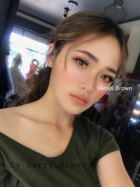 Kính áp tròng VENUS BROWN by ANGEL EYE 0-6 độ kèm khay gương