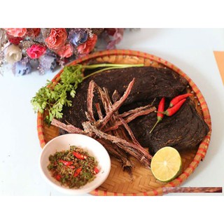 Thịt trâu gác bếp - đặc sản Hà Giang