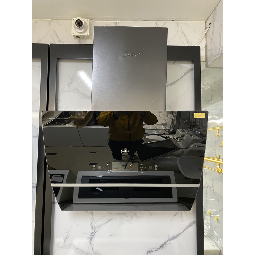 Máy hút mùi Sevilla SV 70K4 Hút mùi nhà bếp kính vát nghiêng cao cấp, cảm ứng vẫy tay tự động mở, hút mạnh, êm