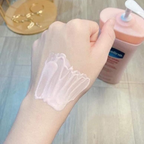 Sữa dưỡng thể Vaseline Body Lotion Mỹ dưỡng trắng, mịn màng, cấp ẩm chuyên sâu, 725ml - Shop Melyca