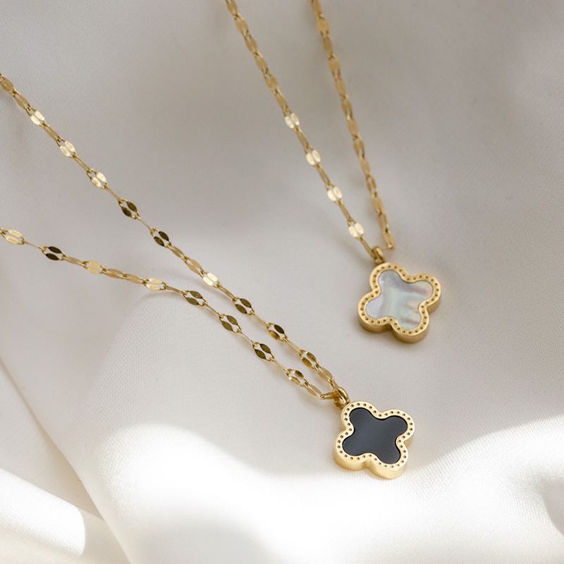 Dây Chuyền Mạ Vàng 18K Bằng Thép Titan Cao Cấp Màu Sắc