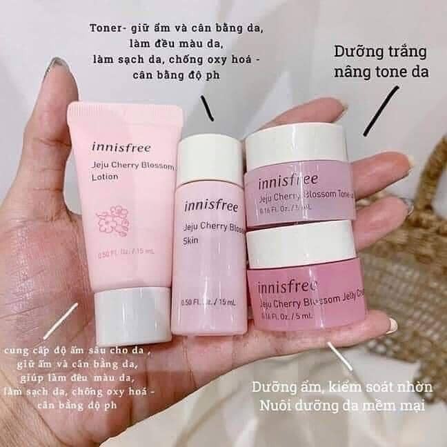 Bộ sản phẩm dưỡng trắng da Kit Innisfree Jeju Cherry Blossom 4 món