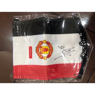 Bộ sản phẩm Áo, mũ, khăn, cờ đấu của Manchester United