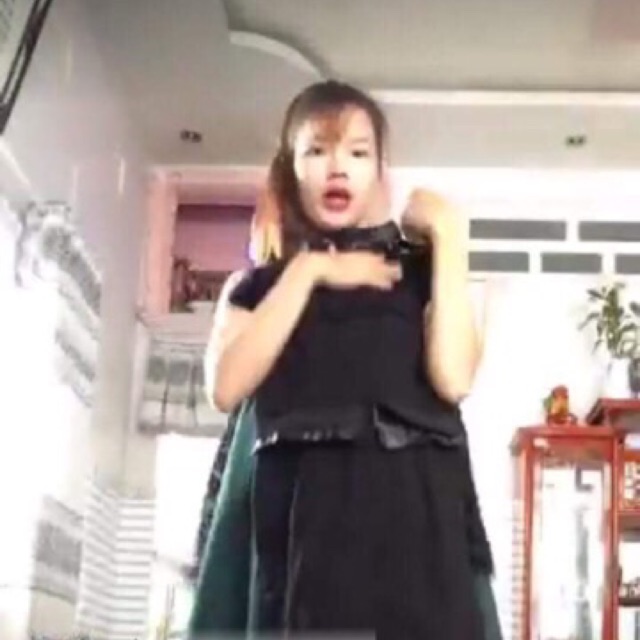 Thanh lý đầm đẹp