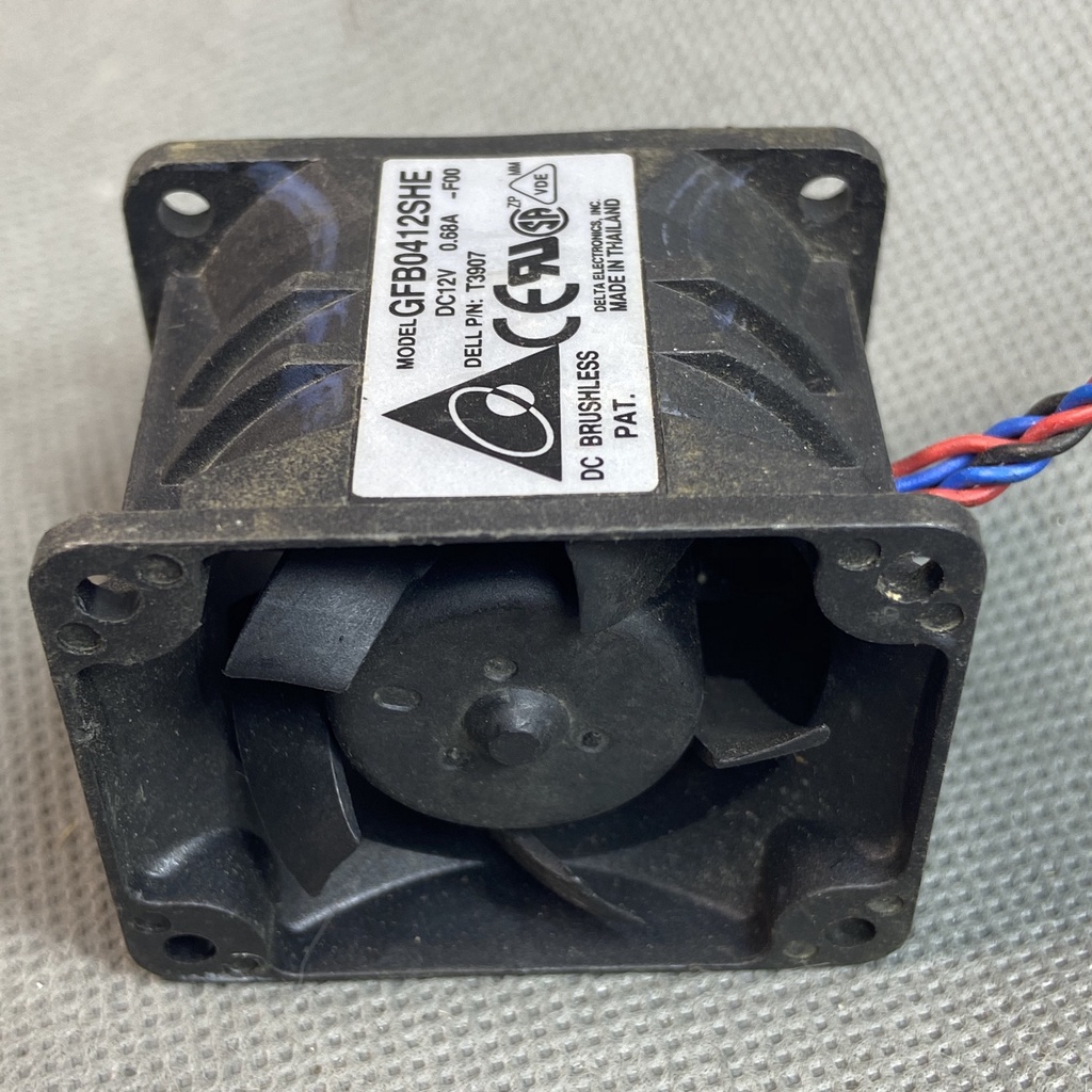 QUẠT 4 cm DELTA, 12V 0.68A. GIÓ MẠNH. GFB0412SHE