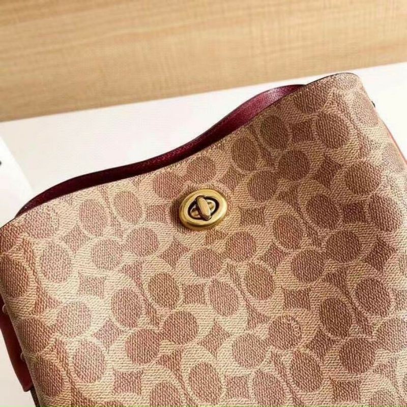 Túi coach cực sang