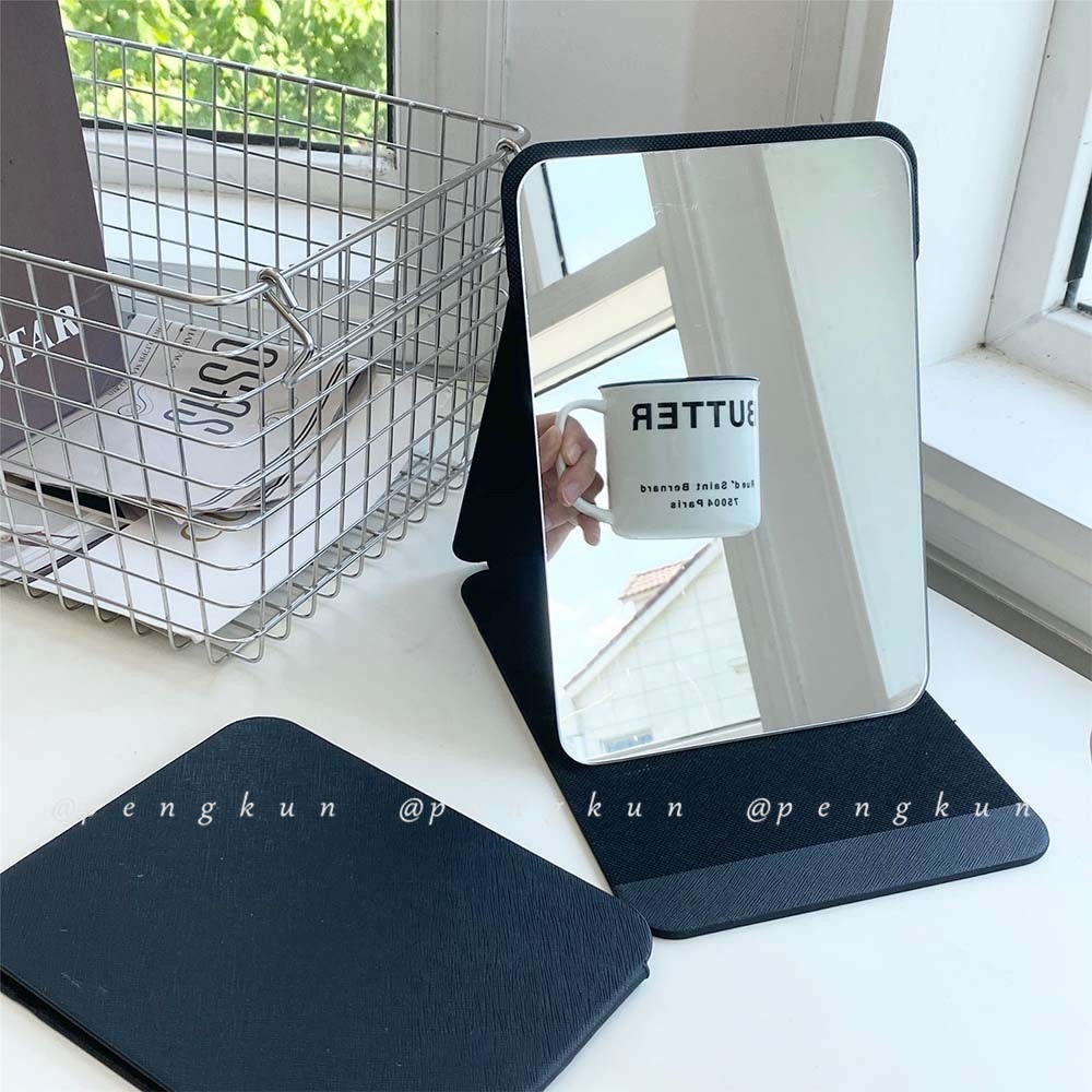 Gương Trang Điểm Gấp Gọn Để Bàn Bằng Da PU Tiện Dụng