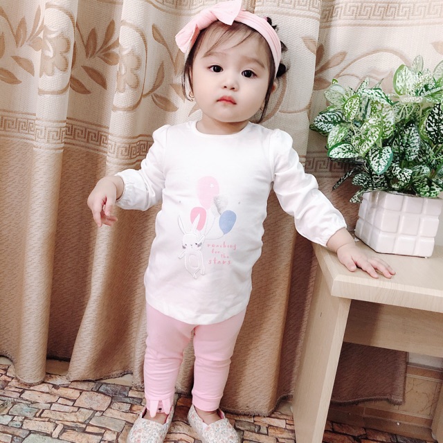 Set thỏ cầm bóng bay xuất dư