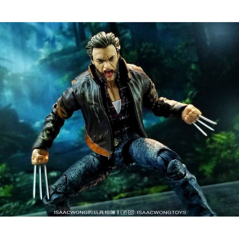 Mô hình Marvel Legends Wolverine áo khoác nâu