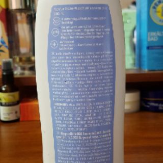 Dung dịch vệ sinh Facelle của Đức