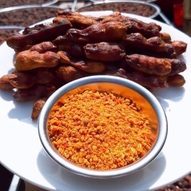 Kết quả hình ảnh cho Me Lào chấm muối tôm