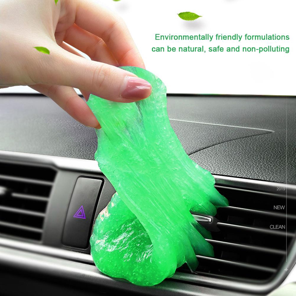 Miếng bọt dẻo mềm mại dùng để vệ sinh lỗ thông khí trên xe ô tô