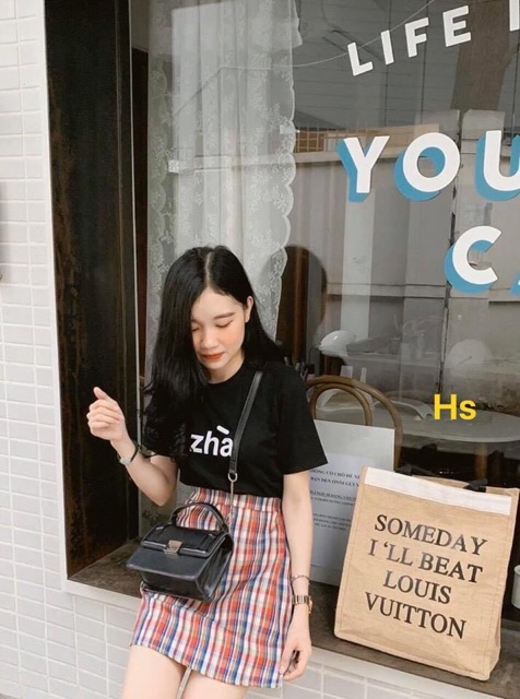 Sét ZHA + chân váy kẻ đỏ HSN876