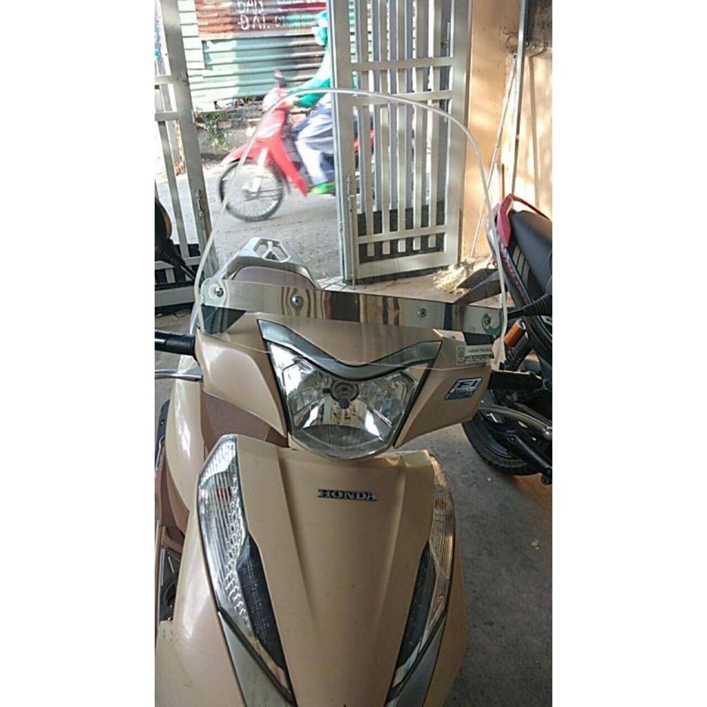 Kính chắn gió xe máy Honda Lead gọng ngang kính ngang