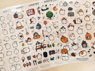 Sticker thỏ MOLANG