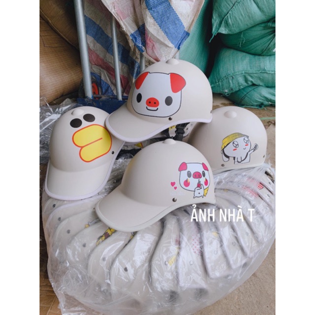 Mũ bảo hiểm thời trang 100c