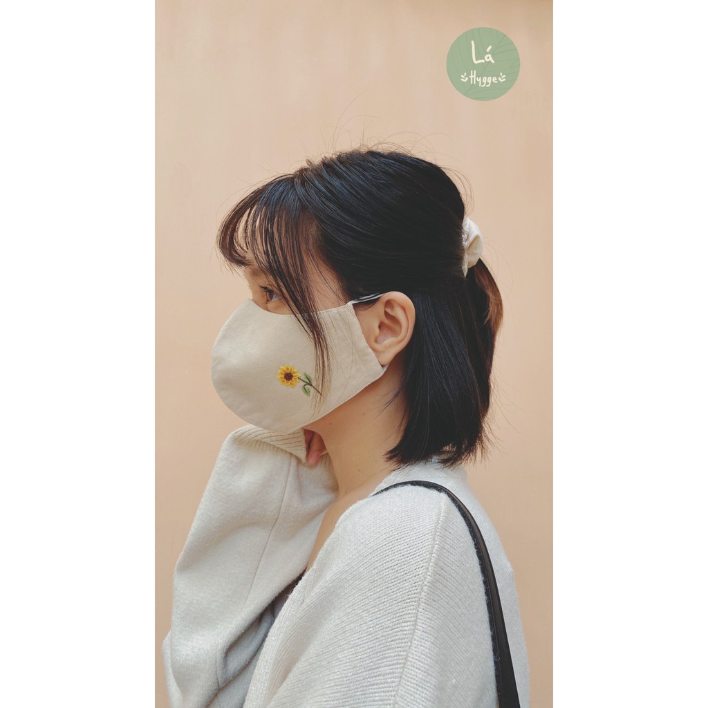 Khẩu trang linen thêu tay | BigBuy360 - bigbuy360.vn