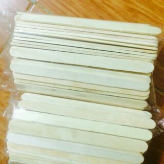 50  que đè lưỡi