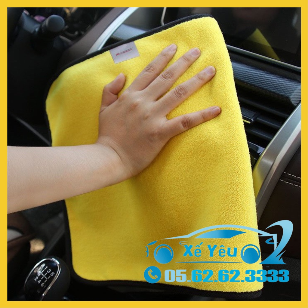Khăn lau xe hai mặt màu vàng và xám, dày, mềm mại, thấm hút tốt, không rụng lông, kích thước 30cm x 30cm