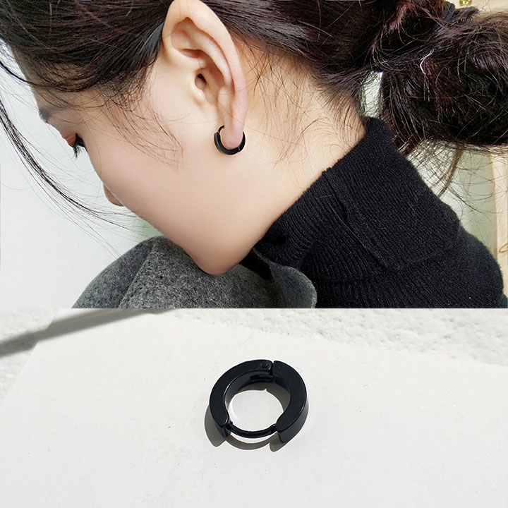 Khuyên tai hình tròn nhỏ xinh nữ tính