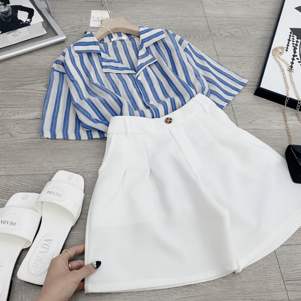 (Mẫu Mới) Sét Áo Sơ Mi Cổ Vest Sọc Xanh Quần Sooc Siêu HOT UP hhp