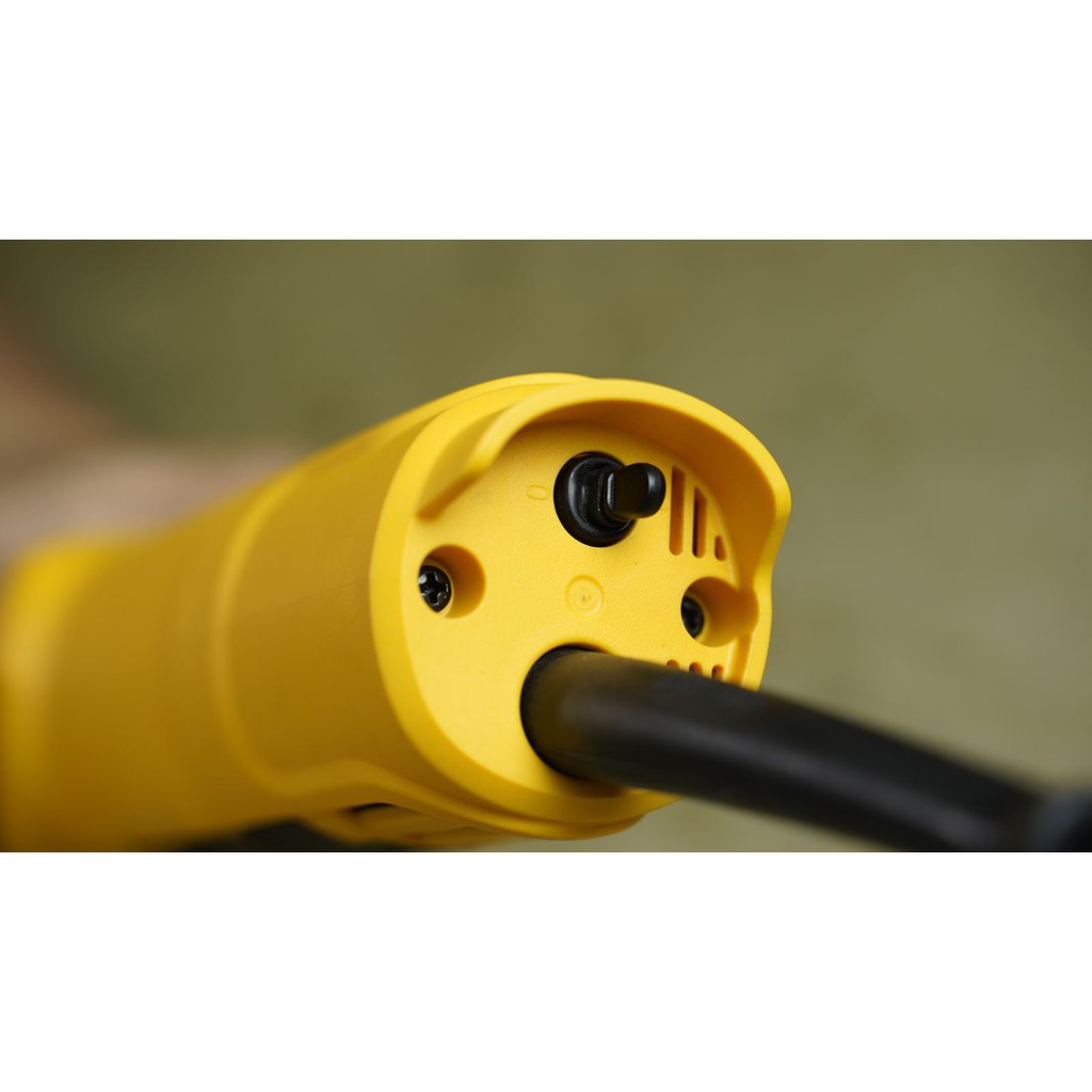 Máy cắt tay, máy mài tay DEWALT 800W . đạt tiêu chuẩn châu âu