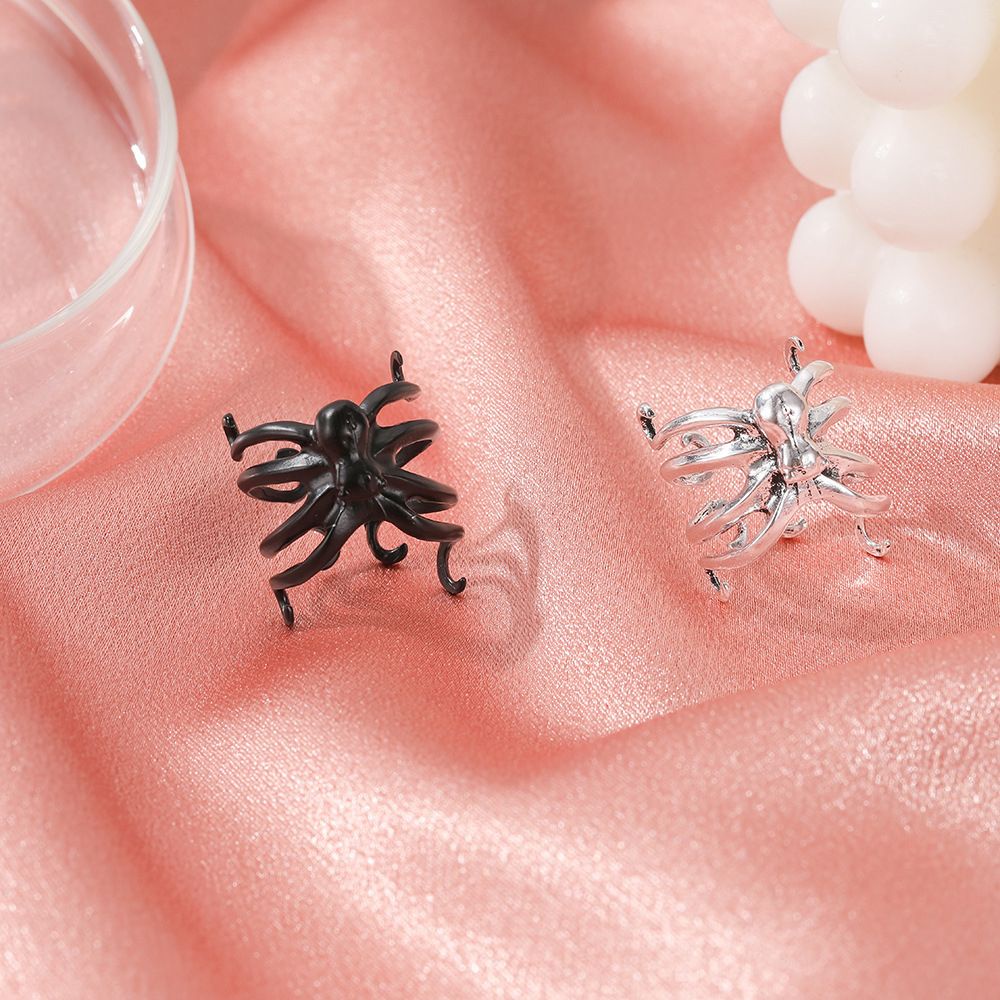 ALLGOODS Gothic Korean Style Ring Trendy Fashion Jewelry Halloween Spider Ring Simulation Animal Male Octopus Opening Ring Simple Hip Hop Women Finger Ring/Multicolor