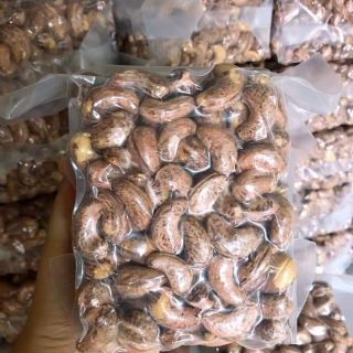 Hạt điều rang muối nguyên hạt 500g