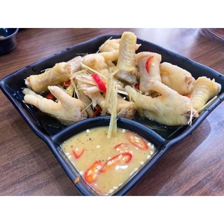 Đĩa Vuông có ngăn chấm 18cm