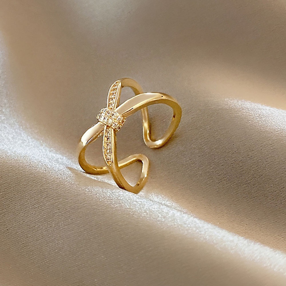 Nhẫn Hở Khảm Đá Zircon Màu Vàng Sang Trọng