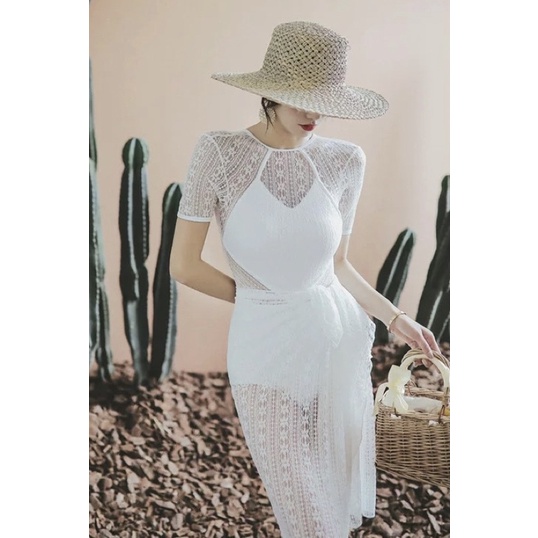 Đồ bơi nữ một mảnh hoạ tiết ren kèm khăn cuốn, áo tắm nữ liền thân với 2 màu đen và trắng, size 40-70kg