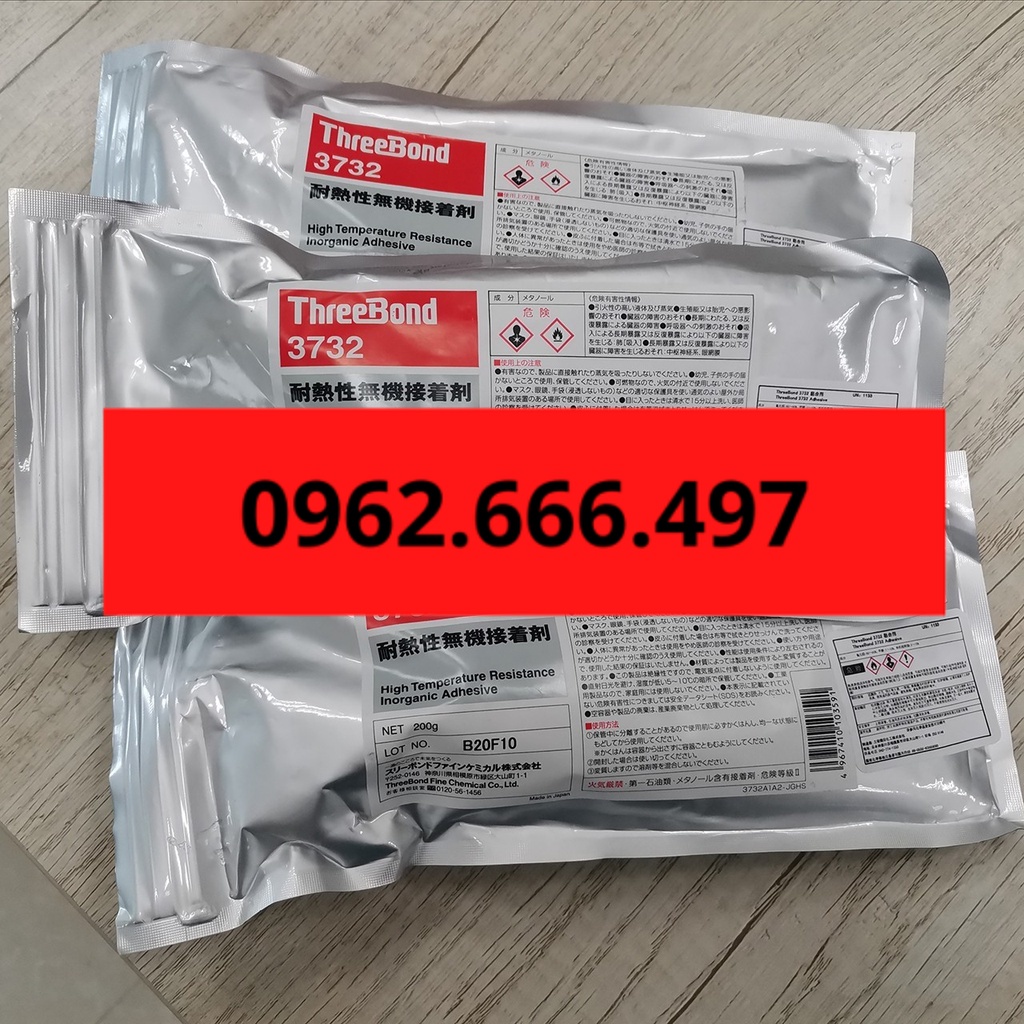 TB3732 - Keo vô cơ chịu nhiệt độ cao Threebond 3732