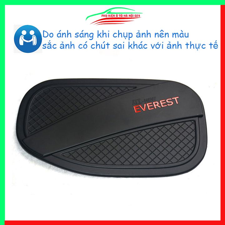Ốp nắp xăng Everest 2016-2021 nhựa đen bảo vệ chống trầy trang trí ô tô