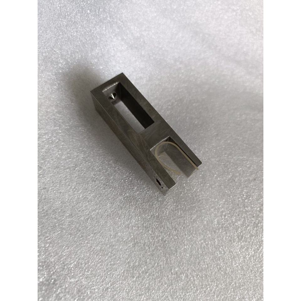 Phụ kiện khớp nối inox vuông 10-30  thép không gỉ