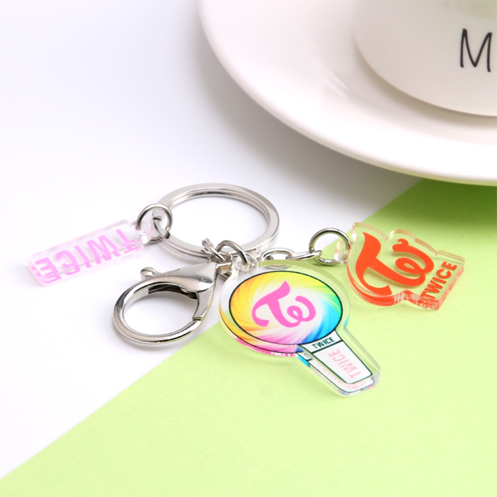 Móc Khóa Acrylic Hình Nhóm Nhạc Exo Got7 Twice Seventeen Dễ Thương