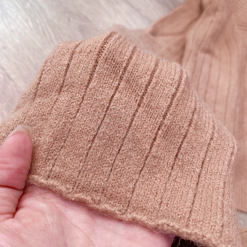 Khoác len croptop tay loe nâu tây hàng Quảng Châu