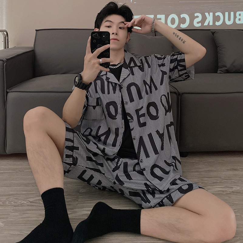 Bộ Đồ Ngủ Tay Ngắn Chất Lụa Thời Trang Mùa Hè Cho Nam