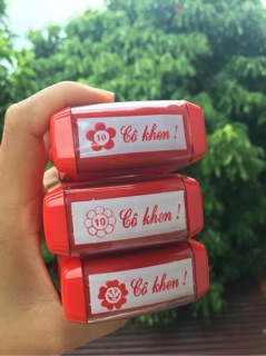 Con dấu cô khen