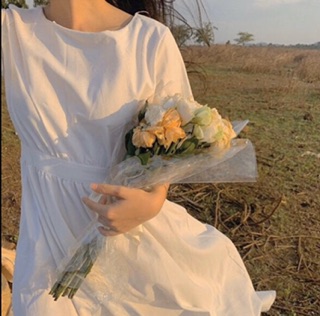 ĐẦM TRẮNG HỞ LƯNG