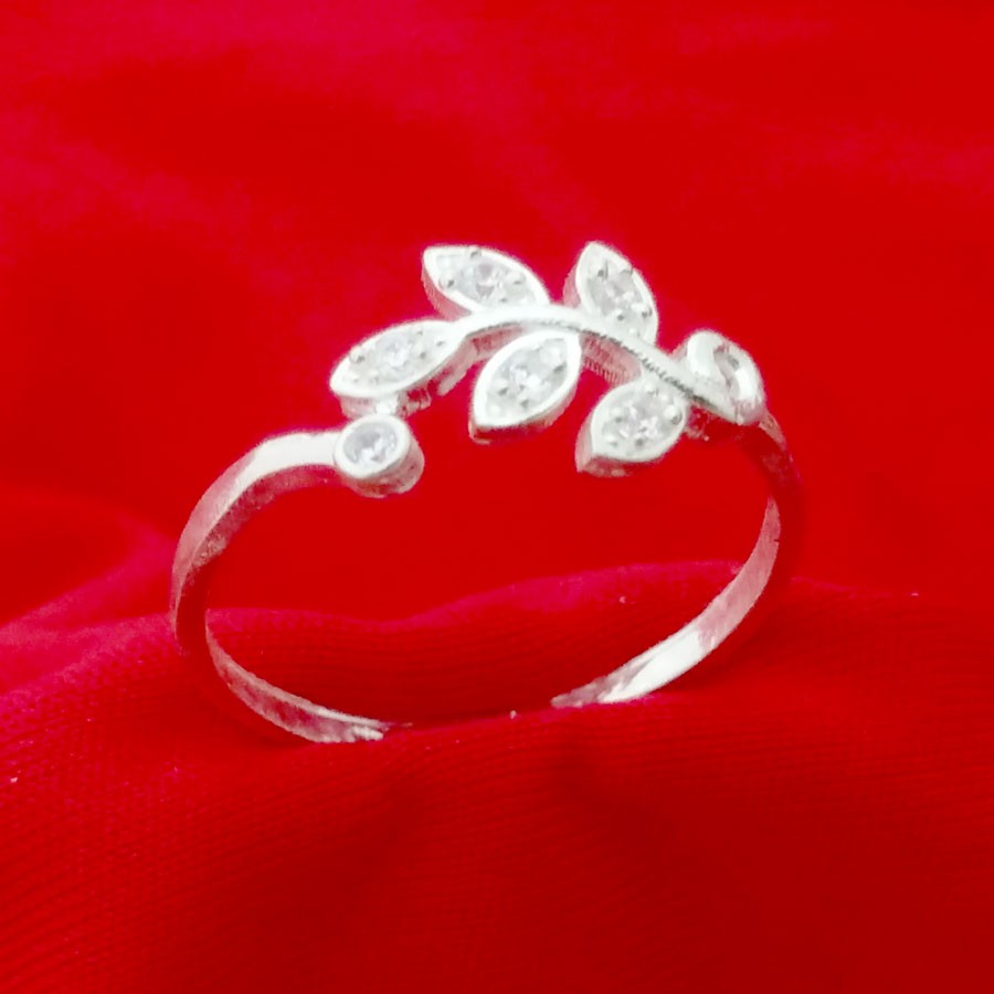 Nhẫn bạc nữ Bạc Quang Thản hình chiếc lá gắn đá cobic trắng, thiết kế free size có tự chỉnh size theo tay - QTNU57