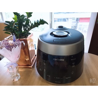 Nồi Cơm Điện Cuckoo CRP-P1010FD 1.8lít
