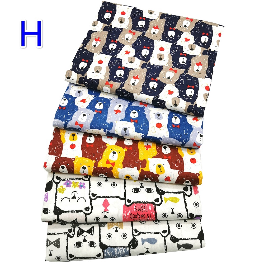 Set 5 tấm vải Cotton dệt hình vuông họa tiết hoạt hình