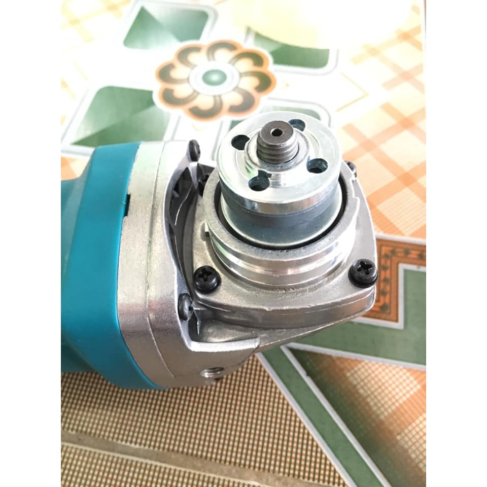 Máy mài góc một tấc makita 9556